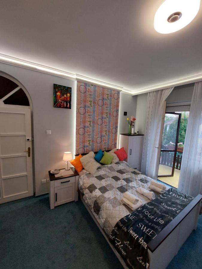 דברצן Summer House Emeleti Szoba מראה חיצוני תמונה
